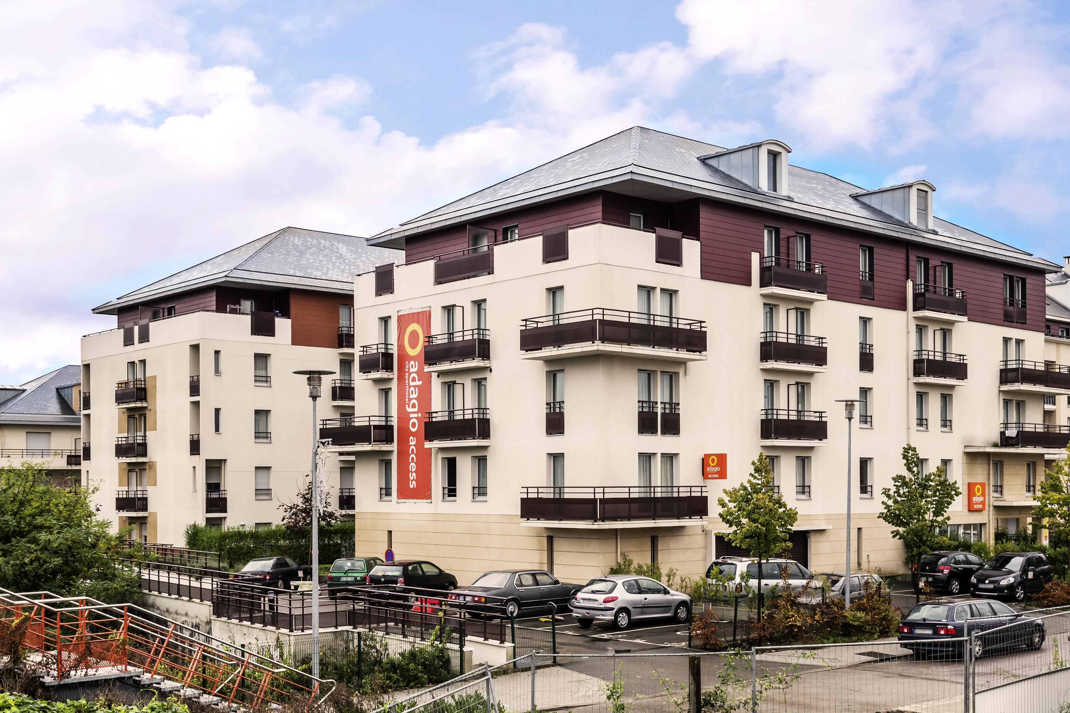 Aparthotel Adagio Access Carrieres Sous Poissy Εξωτερικό φωτογραφία