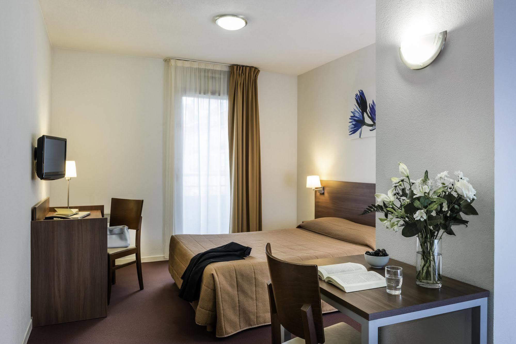 Aparthotel Adagio Access Carrieres Sous Poissy Εξωτερικό φωτογραφία