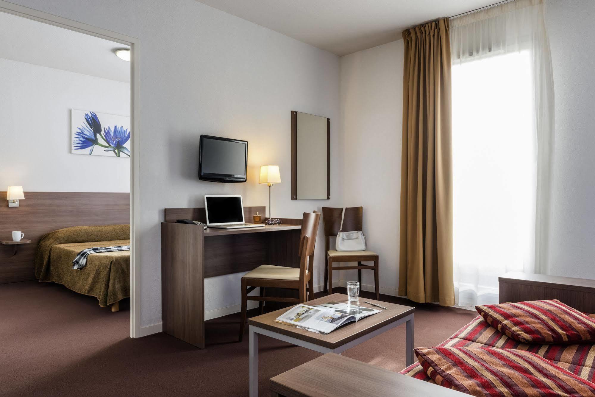 Aparthotel Adagio Access Carrieres Sous Poissy Εξωτερικό φωτογραφία